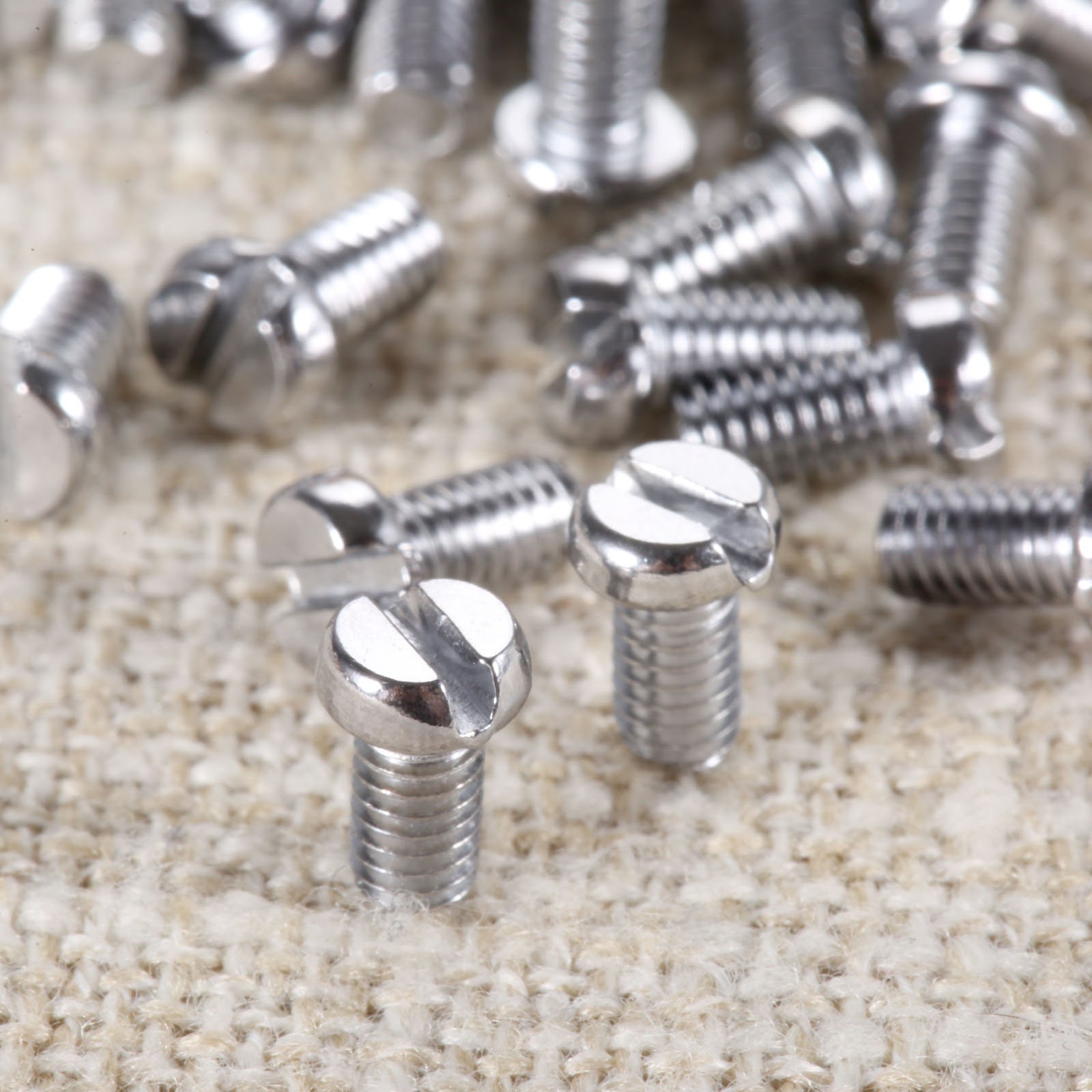 20pcs Fixed Metal Teeth Screw  - Industrial Textile Sewing Machine ulasan dan harga